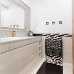 Rentplanet - Skoroszewska Appartement *